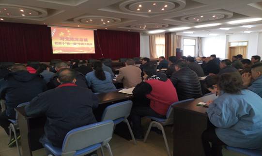 堅(jiān)定信念 對(duì)黨忠誠(chéng)，融會(huì)貫通 學(xué)以致用