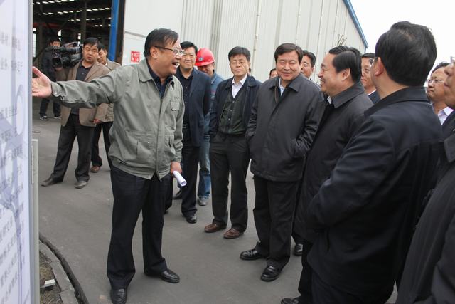 省委副書記、省長郝鵬視察青海物產北川工業(yè)物流園