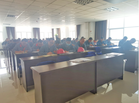 物產(chǎn)工投公司紀(jì)委召開(kāi)中秋、國(guó)慶節(jié)前廉政警示教育會(huì)